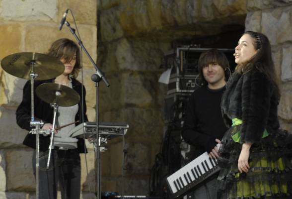 Mª José Hevia, Ramón Prada, Paula Lueje